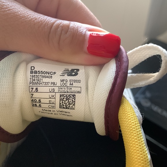 New Balance 550 - Picture 5 of 5